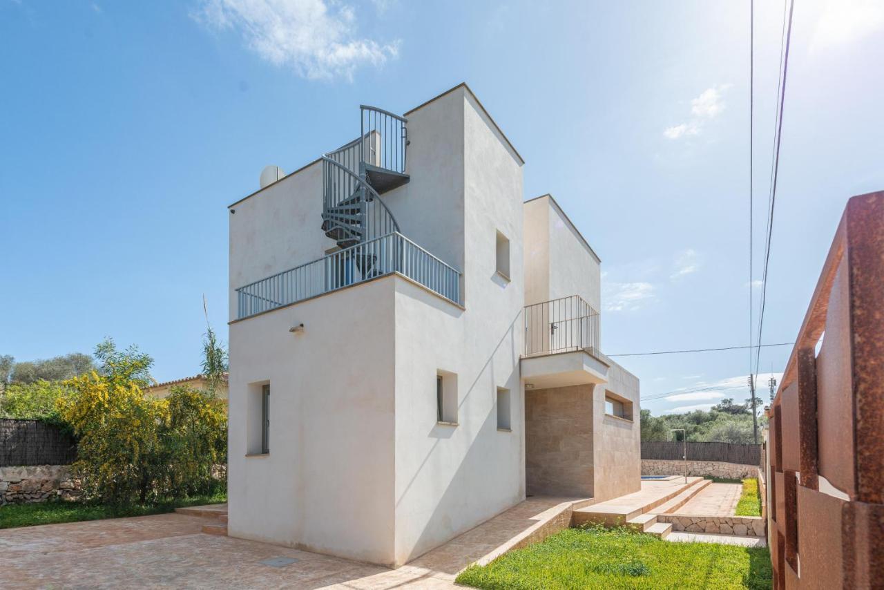 Garlanda 1 * Cala Llombards