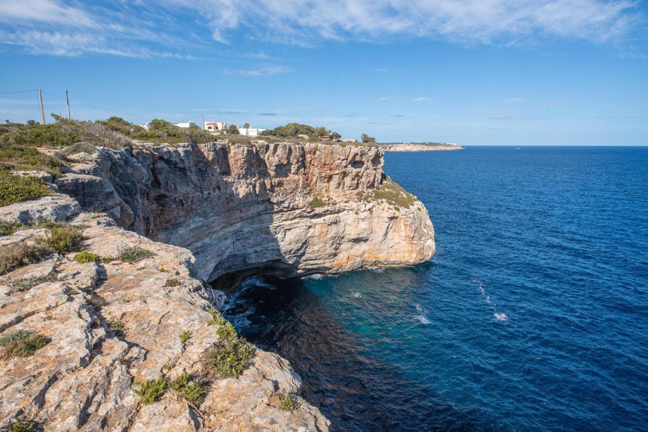 Garlanda 1 * Cala Llombards